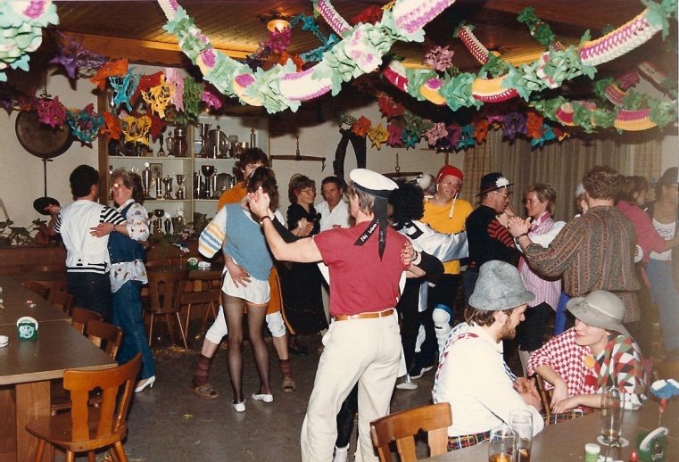 Faschingsball_1986_auf_der_Turneralm